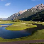 Dolomitengolf Otel Lavant