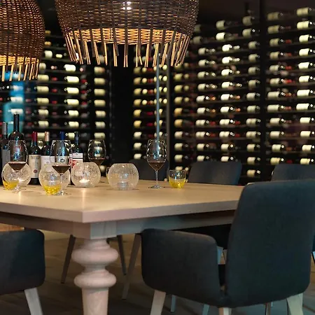 Dolomitengolf 5* לאבנט