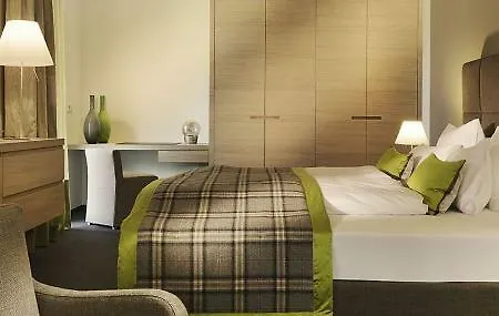 Dolomitengolf מלון לאבנט